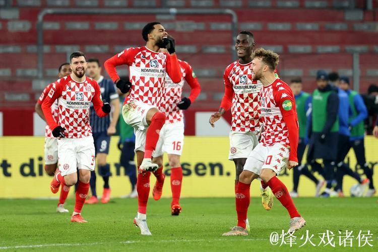 拜仁主场对美因茨已连胜8场，能否再续佳绩？