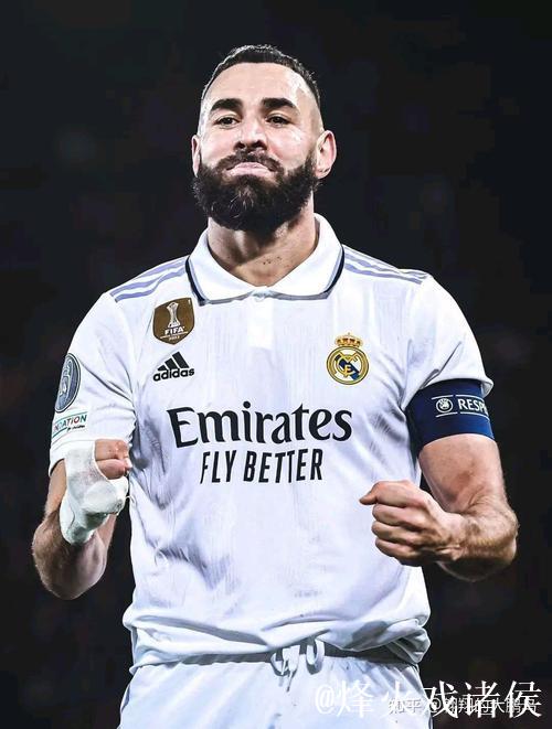 本泽马与梅西欧冠连续18赛季斩获进球纪录 本泽马与梅西欧冠连续18赛季斩获进球纪录